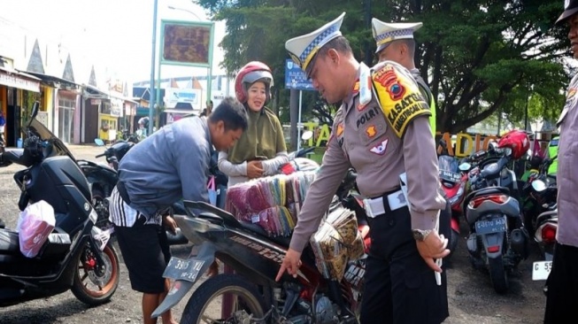 Gelar Razia Knalpot Brong, Polres Pemalang Amankan 30 Pengendara Motor