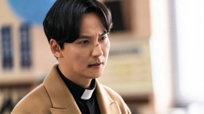 8 Drama Korea yang akan Tayang di SBS Tahun 2024, Ada The Fiery Priest 2!