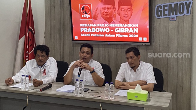 Bantu Prabowo-Gibran Menang Pilpres 2024 Satu Putaran, Projo: Kita akan Keluarkan Tenaga Dalam