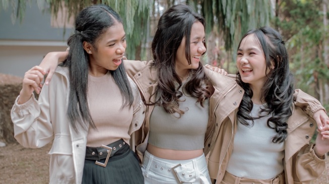 Dibentuk Rieka Roslan, Svaragita Rilis Lagu Bestie Forever di Awal 2024