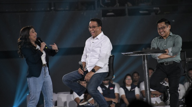 Ini Kata Anies Baswedan Ketika Live TikTok-nya "Dicontek" Paslon Ganjar-Mahfud