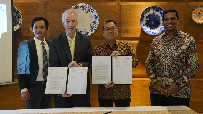 Penandatanganan MoU Smartfren for Business dengan Aviat Networks. [Smartfren]