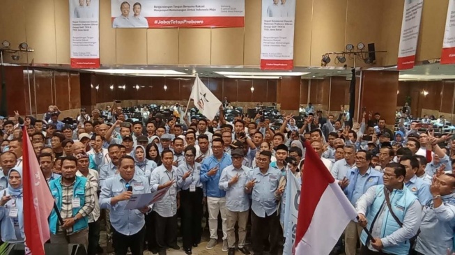 Rapat kolaborasi daerah relawan Prabowo-Gibran Jawa Barat yang digelar TKN dan TKD Golf di Hotel Preager Bandung, Sabtu (6/1/2024). (Ist)