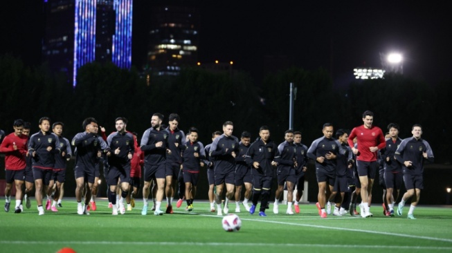 Timnas Indonesia melakoni sesi latihan di Lapangan Al Egla 2, Doha, Qatar. [dok. PSSI]