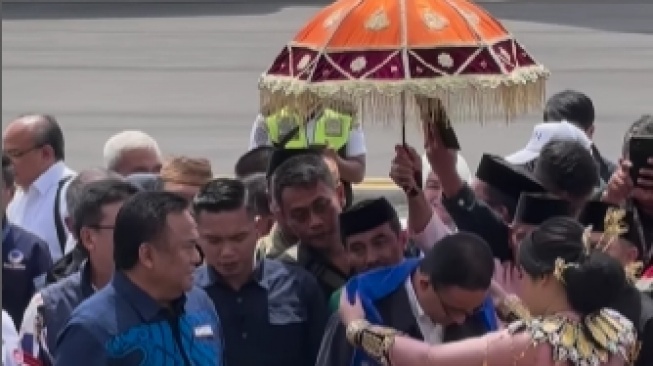 Kampanye ke Gorontalo, Anies Baswedan Disambut dengan Prosesi Adat Mopotilolo, Apa Itu?