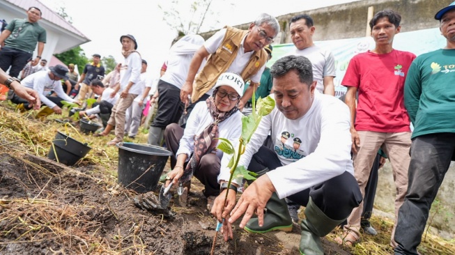 Pj Gubernur Sulsel Dorong Ekonomi Hijau di Kota Parepare