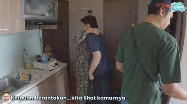 Potret Kamar Kos Gavin Anak Arie Untung dan Fenita Arie. (YouTube/CERITA UNTUNGS)