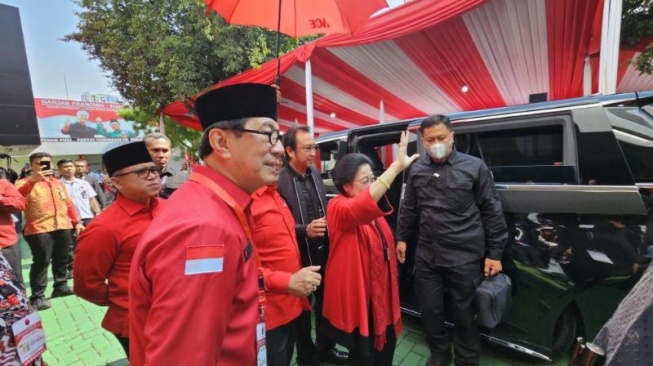 Ketua Umum PDIP Megawati Soekarnoputri tiba di acara HUT ke-51 PDIP, Jakarta Selatan, Rabu (10/1/2024). (Dok. DPP PDIP)