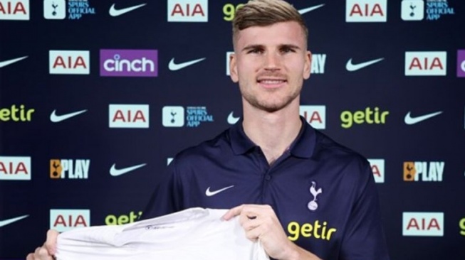 Timo Werner saat diumumkan sebagai pemain baru Tottenham Hotspur di London, Inggris pada Rabu (10/1/2024). (ANTARA/Tottenhamhotspur.com)