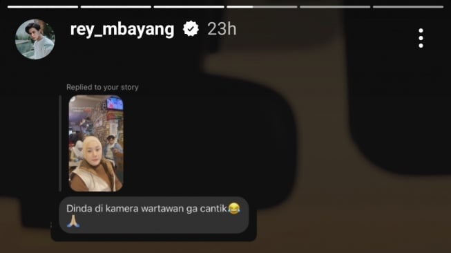 Pujian Rey Mbayang Untuk Dinda Hauw Saat Sang Istri Dibilang Tak Cantik di Kamera Wartawan (Instagram)