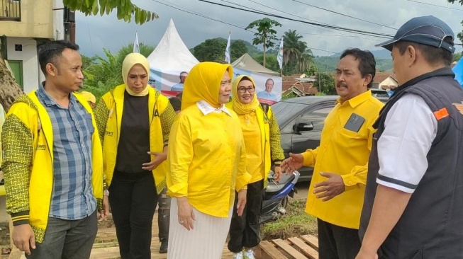 Respon Cepat Bantu Ringankan Beban Korban Tanah Longsor di Cipondoh dan Gempa Bumi di Sumedang