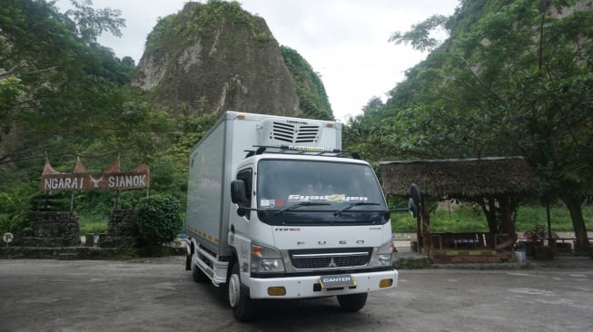 Fuso Canter FE 84GS Jawab Kebutuhan Konsumen di Sektor Logistik