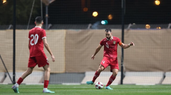 Horor! Jordi Amat Kencing Darah usai Benturan dengan Asnawi Mangkualam, Bagaimana Kondisinya?