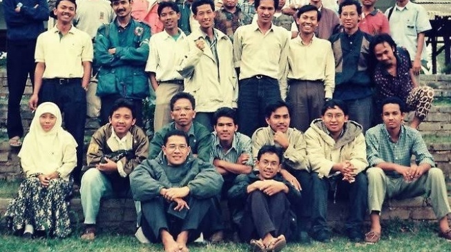 Foto Jadul Anies Baswedan Bareng Fadli Zon waktu Mahasiswa: Anies Konsisten, FZ Mengingkari Sejarah