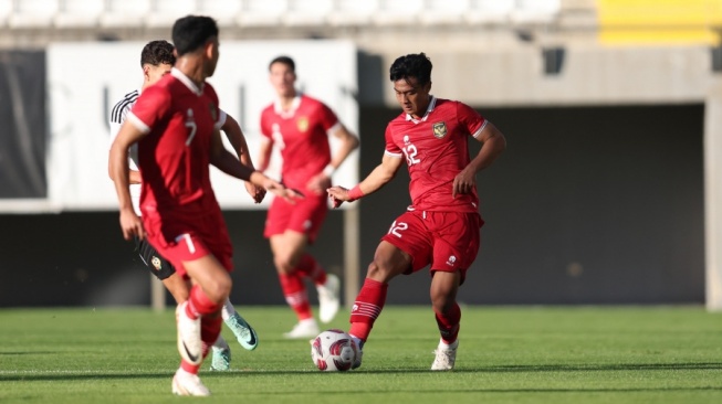 Pratama Arhan Resmi Gabung Suwon FC, Poster Pengumumannya Bikin Salfok