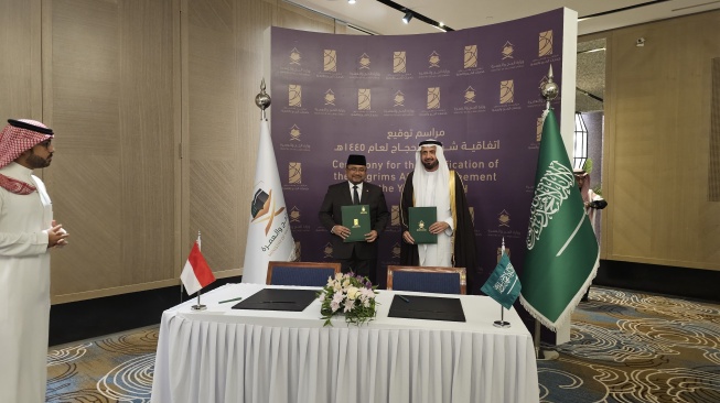Penandatanganan kesepakatan haji atau Ta'limatul Hajj dilakukan Menteri Agama Yaqut Cholil Qoumas dan Menteri Haji dan Umrah Arab Saudi Tawfiq F. Al-Rabiah, di Jeddah. [Dok. Kemenag]