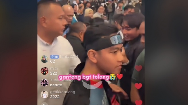 Kocak! Gibran Rakabuming Cosplay Karakter Boruto, hingga Ikut Bermain Mobile Legend di GEMAZ Festival