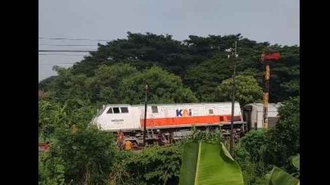 KAI Berikan Kompensasi Keterlambatan Kereta Api Imbas Anjloknya KA Pandalungan