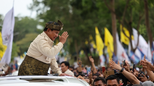 Prabowo Bikin Netizen Curiga, Cuit Narasi Ini Usai Dialog dengan Kadin: Zarry Hendrik Sampai Terseret