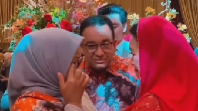 Viral Lagi Video Anies Baswedan Bertemu Keluarga Gusdur, Bahas Etika Sampai Cium Tangan Sinta Nuriyah