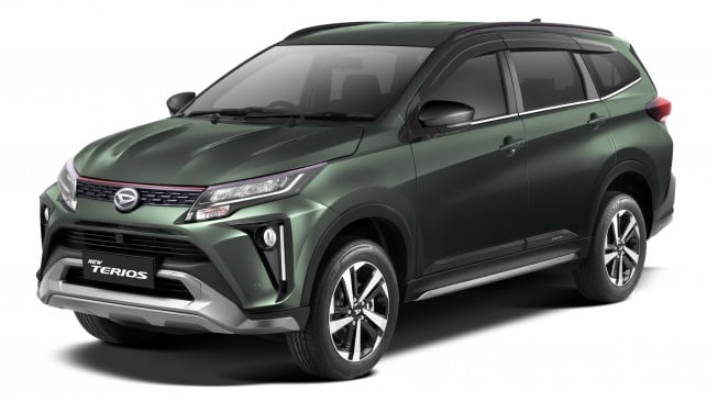 Daihatsu New Terios R Custom warna Greenish Gun Metal [PT Astra Daihatsu Motor].