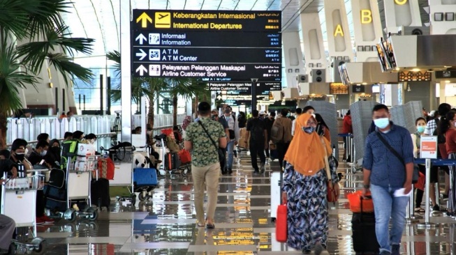 Ilustrasi penumpang pesawat di Bandara/dok AP II