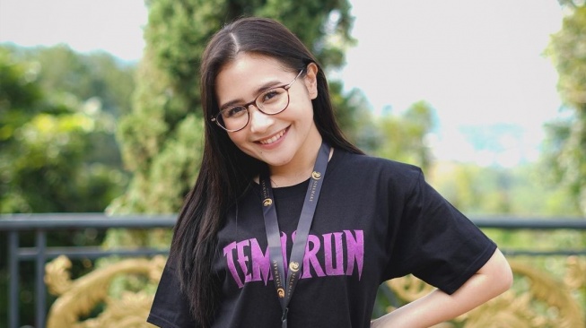 Beratnya Kini Cuma 41 Kg, Prilly Latuconsina Turunkan Banyak Berat Badan Demi Ikut Olahraga Lari