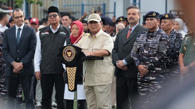 Lepas KRI dr. Radjiman Wedyodiningrat 992 ke Palestina, Prabowo ke Prajurit: Jaga Kehormatan Indonesia dan TNI