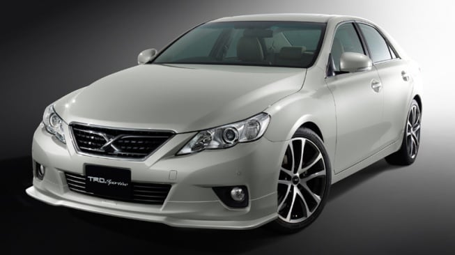 Toyota Mark X. (Favcars)