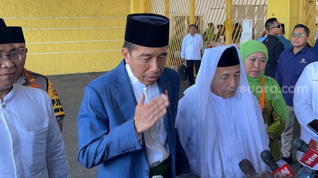 Jokowi Jawab Isu 15 Menteri yang Bakal Mundur dari Kabinetnya