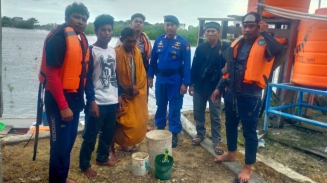 Ditangkap! Dua Pelaku Pengeboman Ikan di Teluk Bone