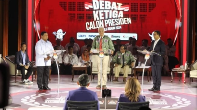 Esensi Debat Capres: Penguatan Demokrasi atau Sekadar Pertunjukan?