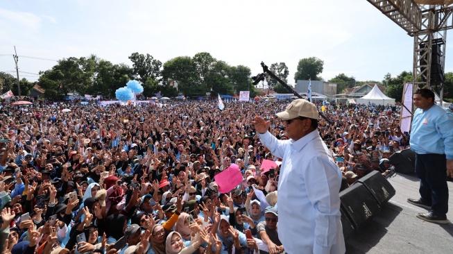 Prabowo saat menghadiri acara deklarasi dukungan 'Sahabat Bang Ara' untuk kemenangan Prabowo-Gibran di Lapangan Majalengka, Jawa Barat, Minggu (21/1/2024). (Istimewa)