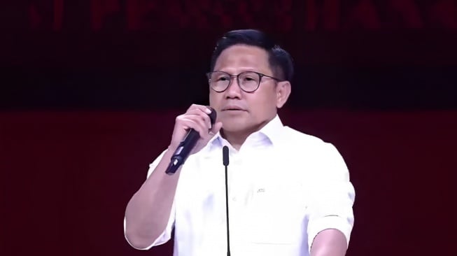 Cawapres nomor urut 1, Muhaimin Iskandar atau Cak Imin dalam debat keempat Pilpres 2024. [YouTube Suaradotcom]