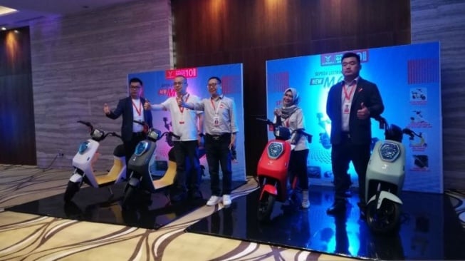 Motor Listrik Uwinfly Laris Berkat Subsidi Pemerintah