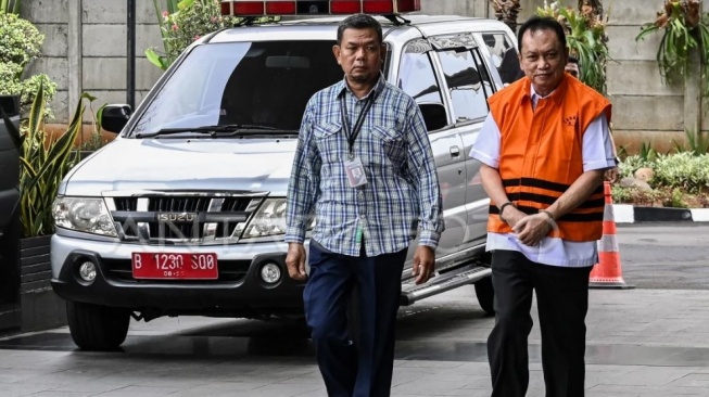 Tersangka Korupsi Angkutan Batubara BUMD Pemprov Sumsel Sarimuda Disidang di Palembang