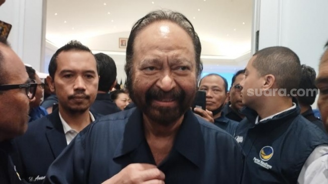 Rocky Gerung: Surya Paloh Temui Jokowi sebagai Koboi bukan Pecundang