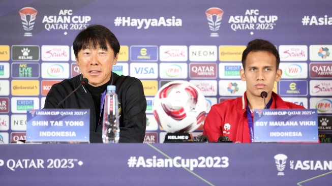 Konferensi pers Timnas Indonesia oleh Pelatih Shin Tae-yong dan Pemain Egy Maulana Vikri jelang laga melawan Jepang dalam laga pamungkas Grup D Piala Asia 2023 (Dok. PSSI).