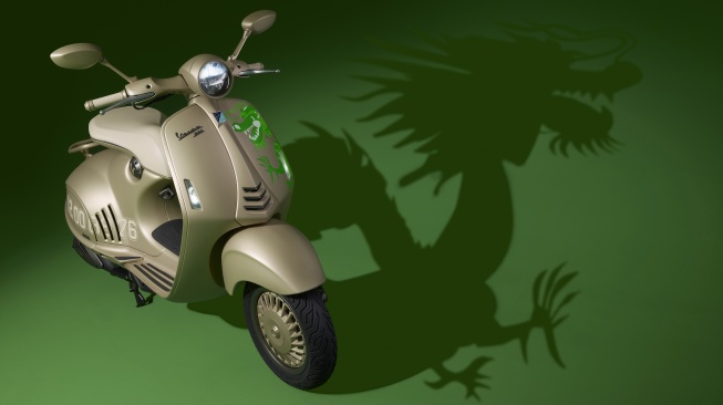 Vespa 946 Dragon Edisi Terbatas Goda Para Kolektor