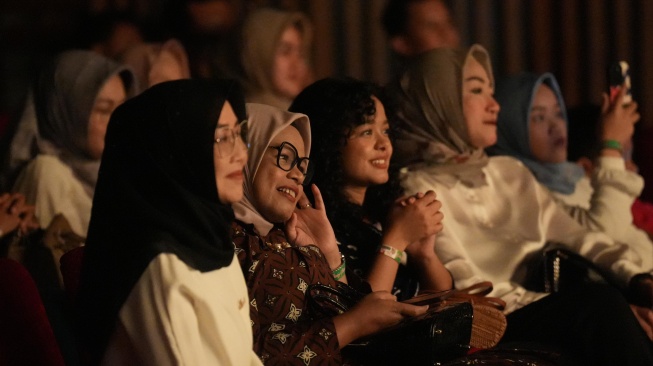 Nonton Wayang Orang di Surakarta, Fery Farhati Sebut Pemerintah Harus Hadir Mendukung Seniman