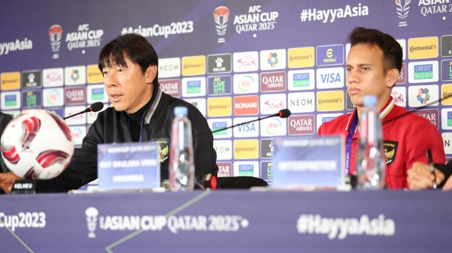 Konferensi pers Timnas Indonesia oleh Pelatih Shin Tae-yong dan Pemain Egy Maulana Vikri jelang laga melawan Jepang dalam laga pamungkas Grup D Piala Asia 2023 (Dok. PSSI).