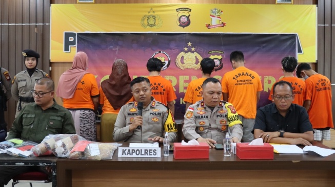 Gagalkan Penyelundupan Narkoba Antar Provinsi, Polres Kubu Raya Sita 1,5 Kilogram Sabu