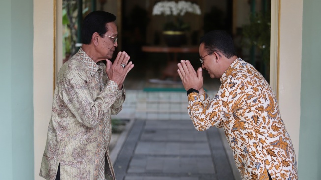 Beri Wejangan untuk Anies, Sultan HB X: Pemimpin Harus Mengabdi pada Rakyat Tanpa Membedakan