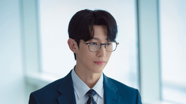 Potret Kang Ki Young di Queen of Divorce (Instagram/@jtbcdrama)