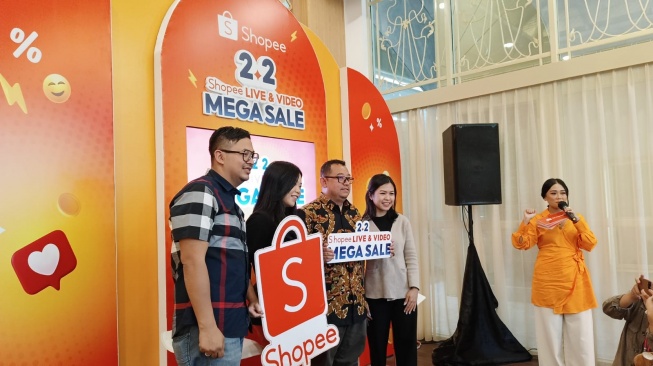 Perkuat Ekosistem Belanja Daring, Shopee Bakal Tebar Diskon 80% di Kampanye 2.2