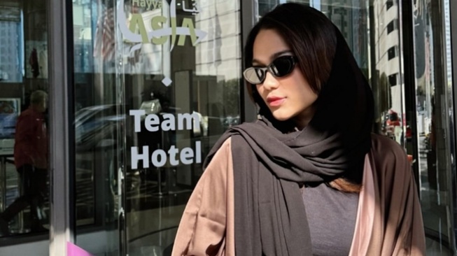 6 Potret Adu Gaya WAGs Timnas Indonesia di Qatar, Azizah Salsha yang Paling Menonjol