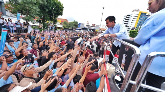 Kirab Kebangsaan Prabowo-Gibran di Simpang Lima Semarang. (Istimewa)