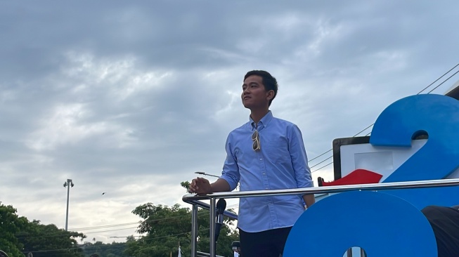 Cawapres nomor urut 2 Gibran Rakabuming Raka hadiri kampanye akbar di tempat Semarang, Jawa Tengah, Mingguan (28/1/2024). [Suara.com/Novian]