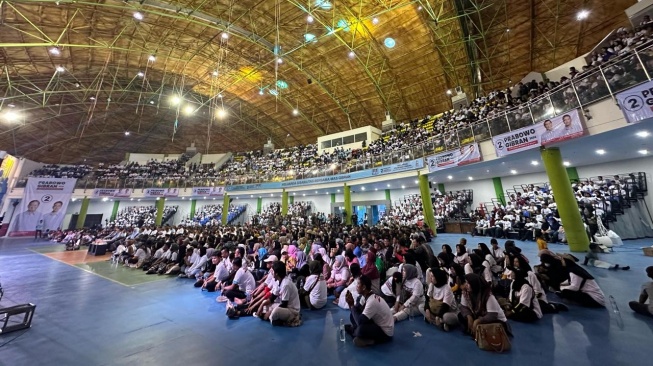 Keluarga Disabilitas Jabar mendeklarasikan dukungan untuk capres-cawapres Prabowo Subianto-Gibran Rakabuming Raka di Gedung Arcamanik Sport Center, Bandung, Minggu (28/1/2024). (Dok. Tim Media Keluarga Disabilitas Jabar)