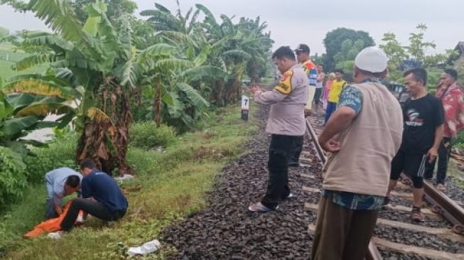 Perempuan Tanpa Identitas Tewas Tertabrak Kereta Api di Kasemen Serang